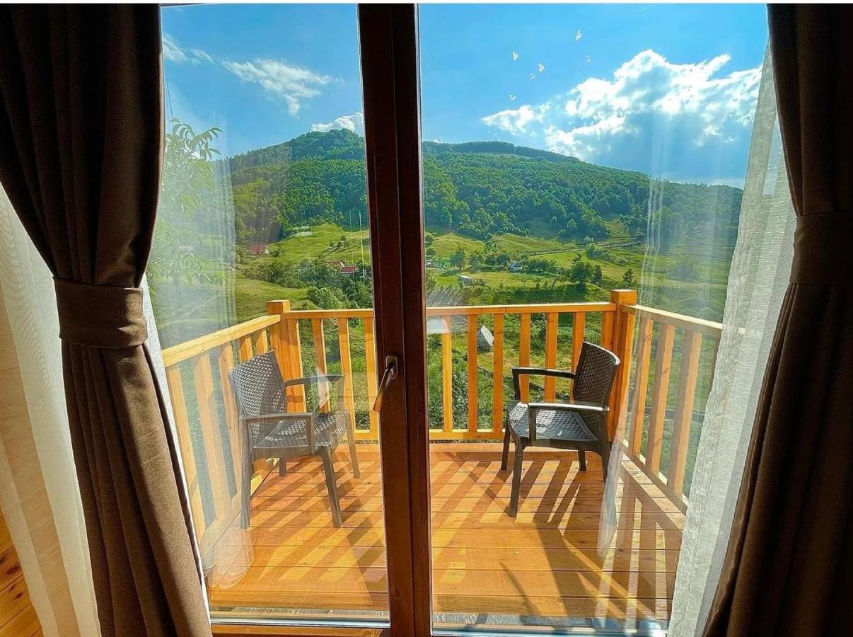 Bujtina Tradicionale Hotel Lepushe Esterno foto