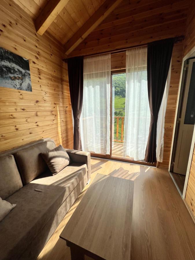Bujtina Tradicionale Hotel Lepushe Esterno foto